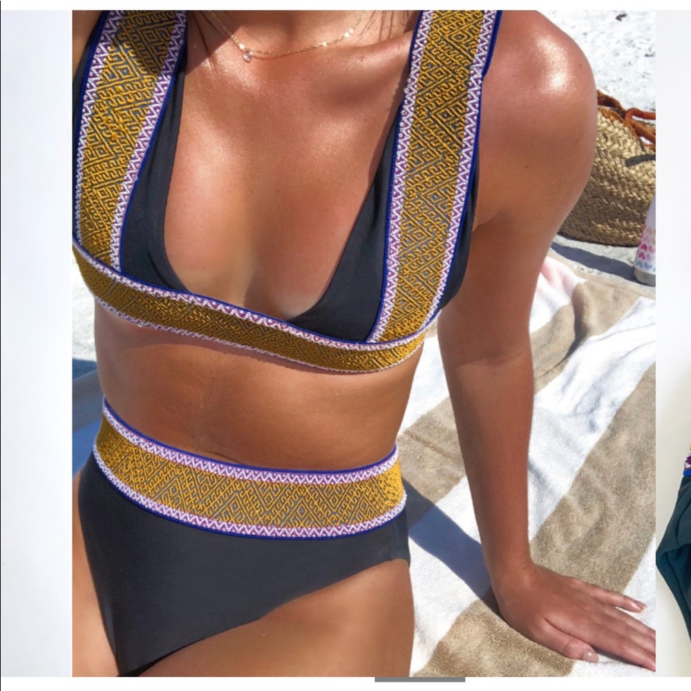 Elysiian Black Bali Bikini - NWT NEVER WORN